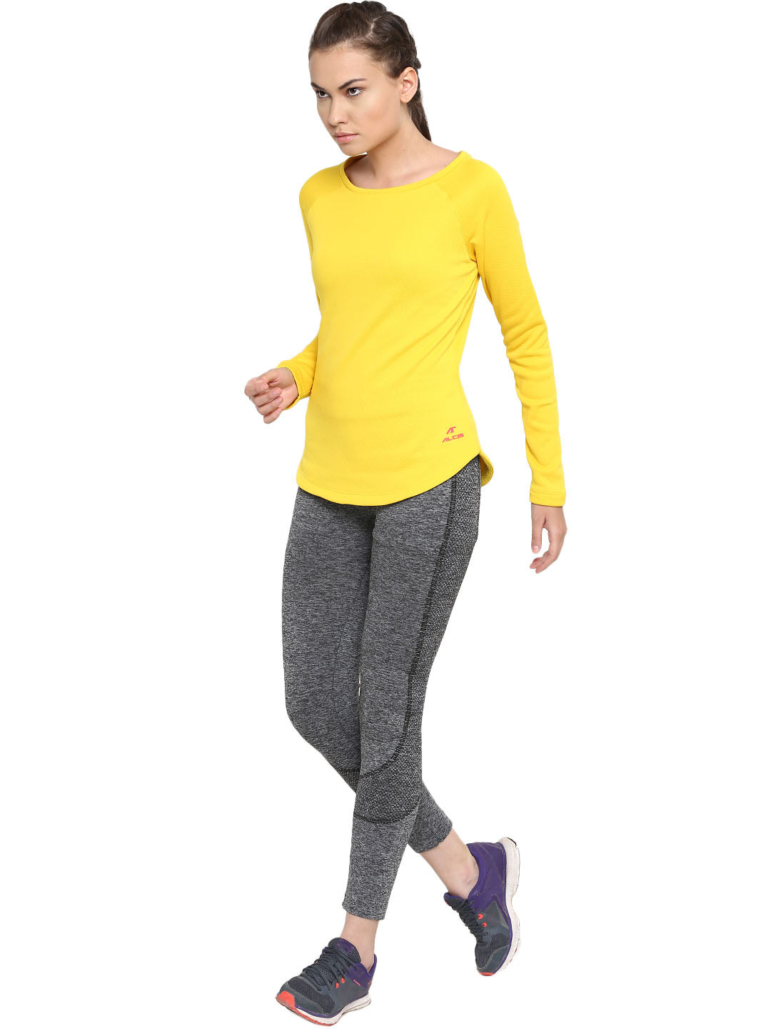 Alcis Women Yellow Solid Round Neck T-shirt