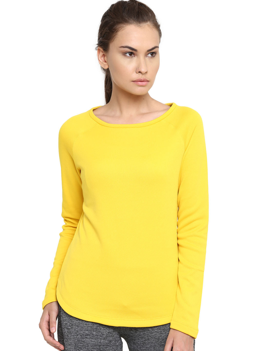 Alcis Women Yellow Solid Round Neck T-shirt